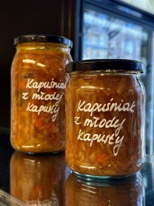 Kapuśniak z młodej kapusty